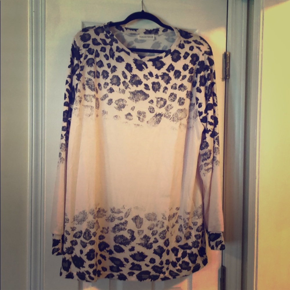 Long sleeve cheetah print tunic